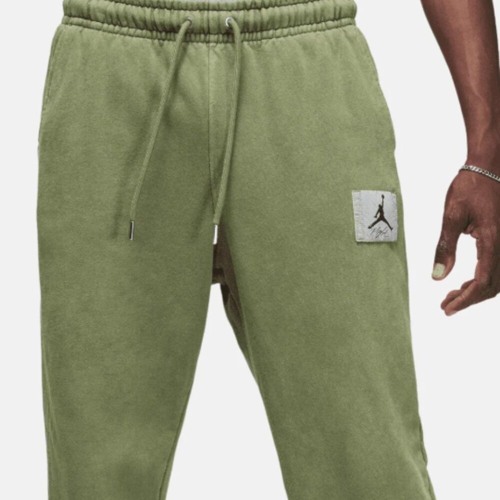 Nike Air Jordan essential fleece sweatpants green women XS